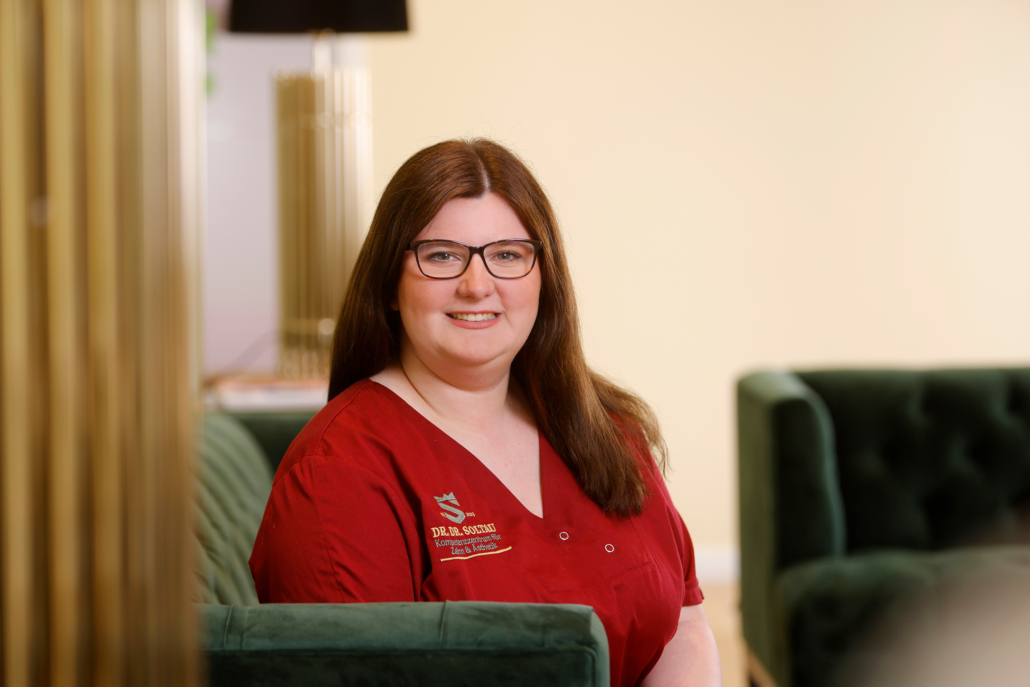 mkg_dr_dr_kompetenzzentrum_zahn_aesthetik_soltau_bad_bevensen_team_zfa_portrait_6